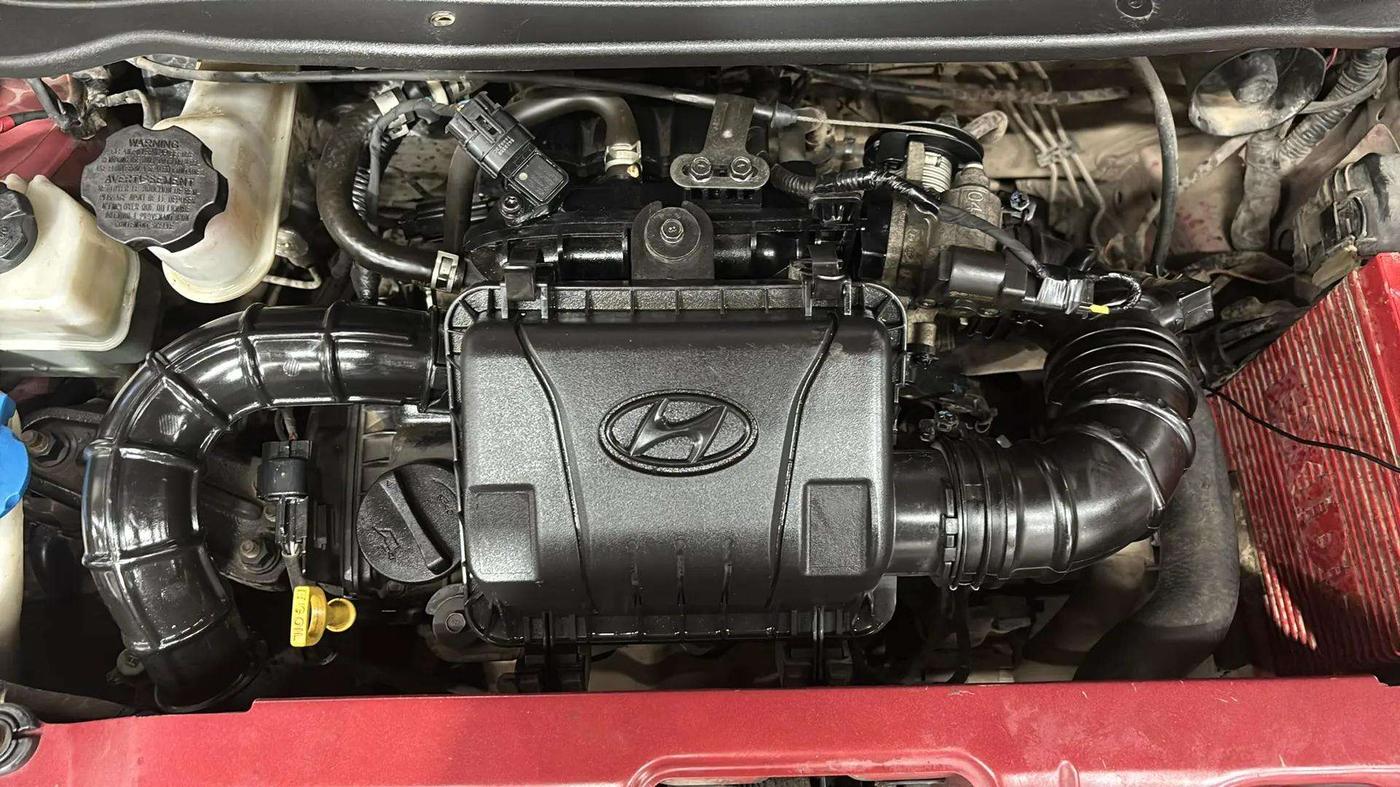 2018 Hyundai Eon MAGNA +, Petrol, Manual, 99,812 km, Engine View