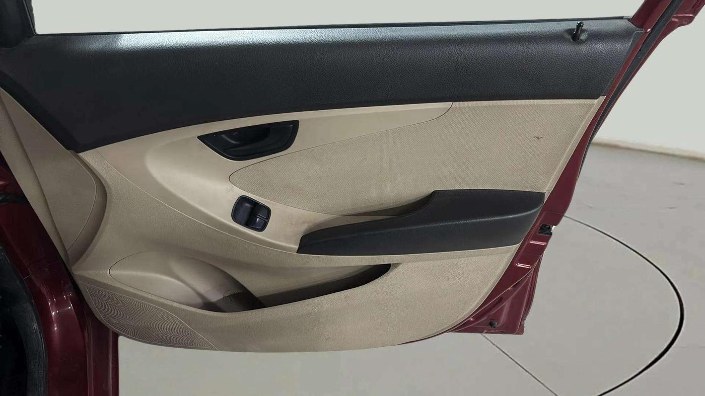 2018 Hyundai Eon MAGNA +, Petrol, Manual, 99,812 km, Driver Side Door Panels Control