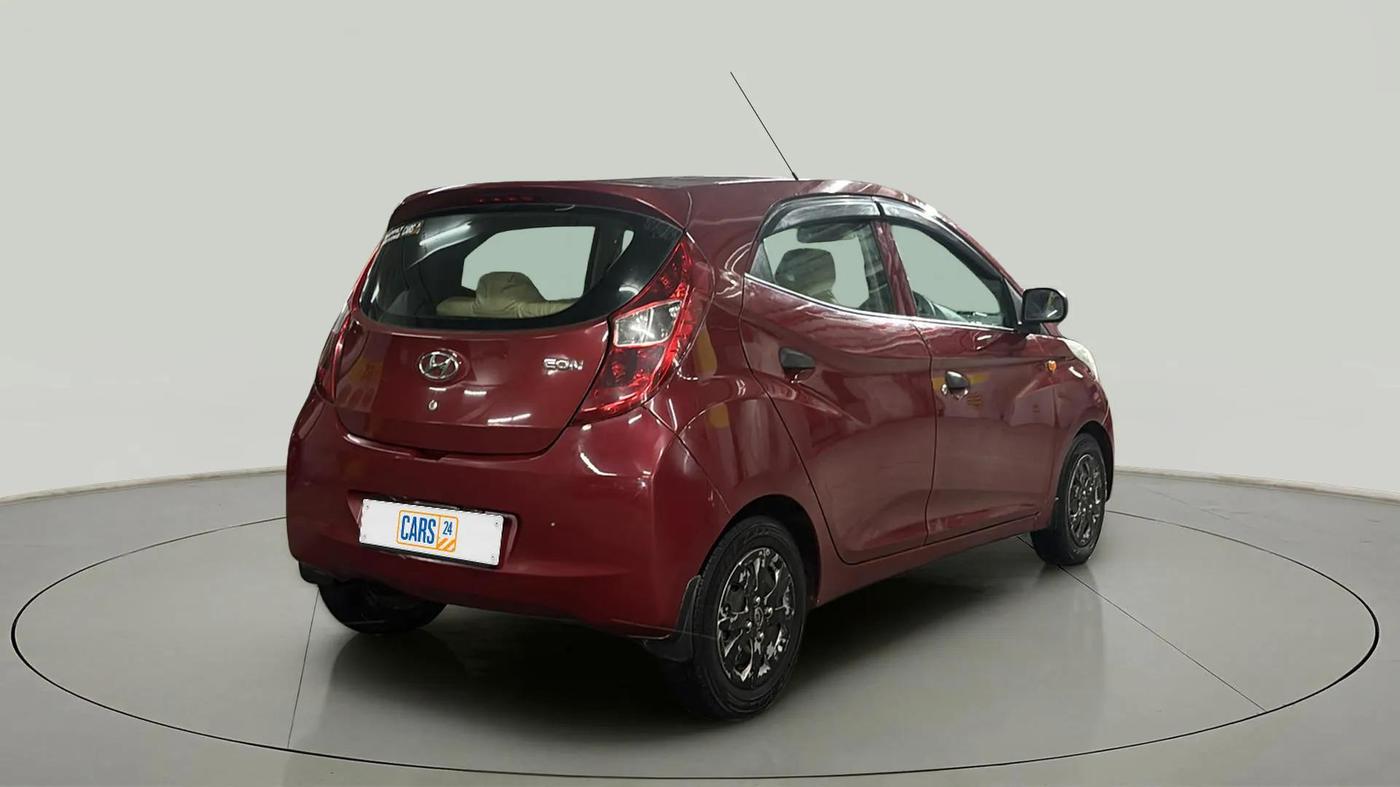 2018 Hyundai Eon MAGNA +, Petrol, Manual, 99,812 km, Right Back Diagonal