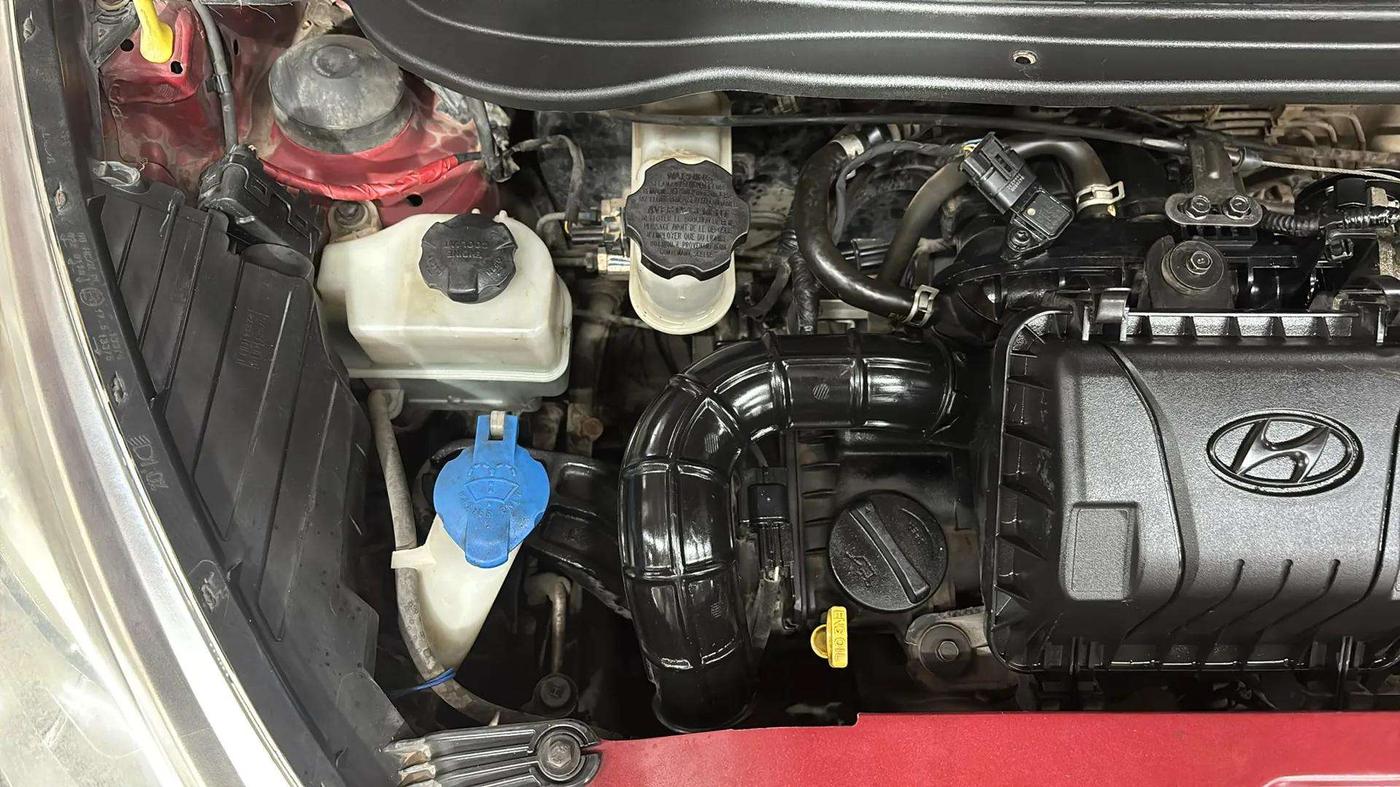 2018 Hyundai Eon MAGNA +, Petrol, Manual, 99,812 km, Engine View - Right