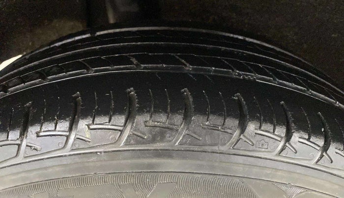 2018 Maruti Baleno DELTA PETROL 1.2, Petrol, Manual, 55,540 km, Right Rear Tyre Tread