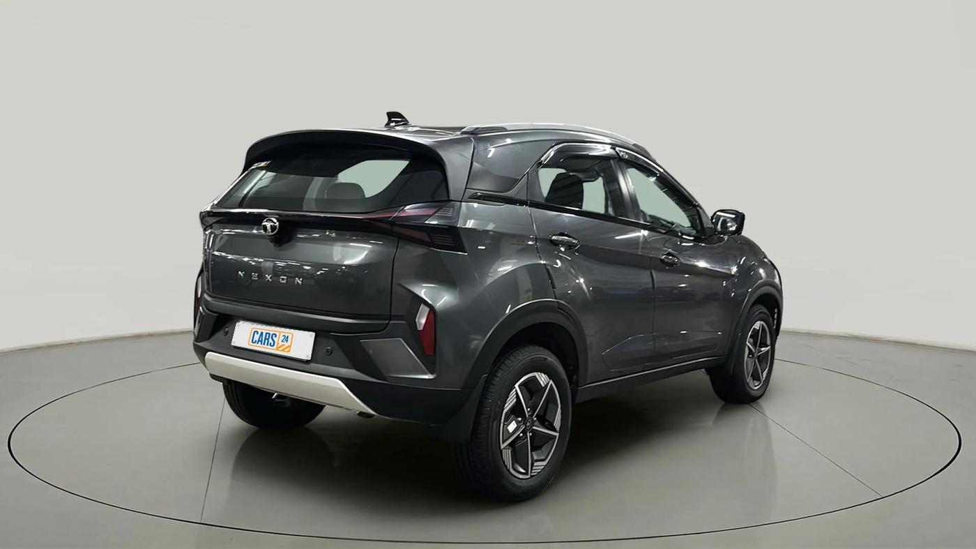 2024 Tata NEXON CREATIVE + AMT 1.5 DIESEL, Diesel, Automatic, 7,641 km, Right Back Diagonal