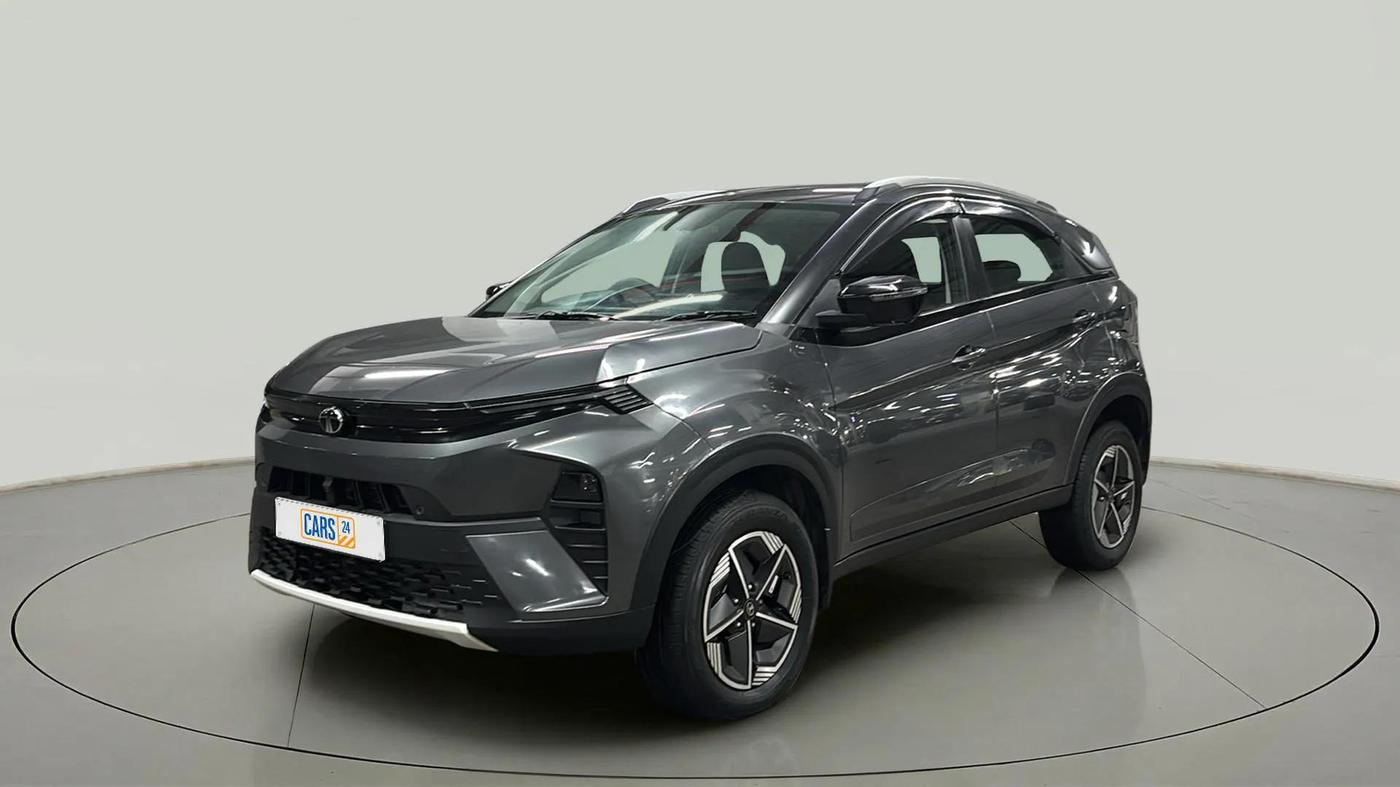 2024 Tata NEXON CREATIVE + AMT 1.5 DIESEL, Diesel, Automatic, 7,641 km, Left Front Diagonal