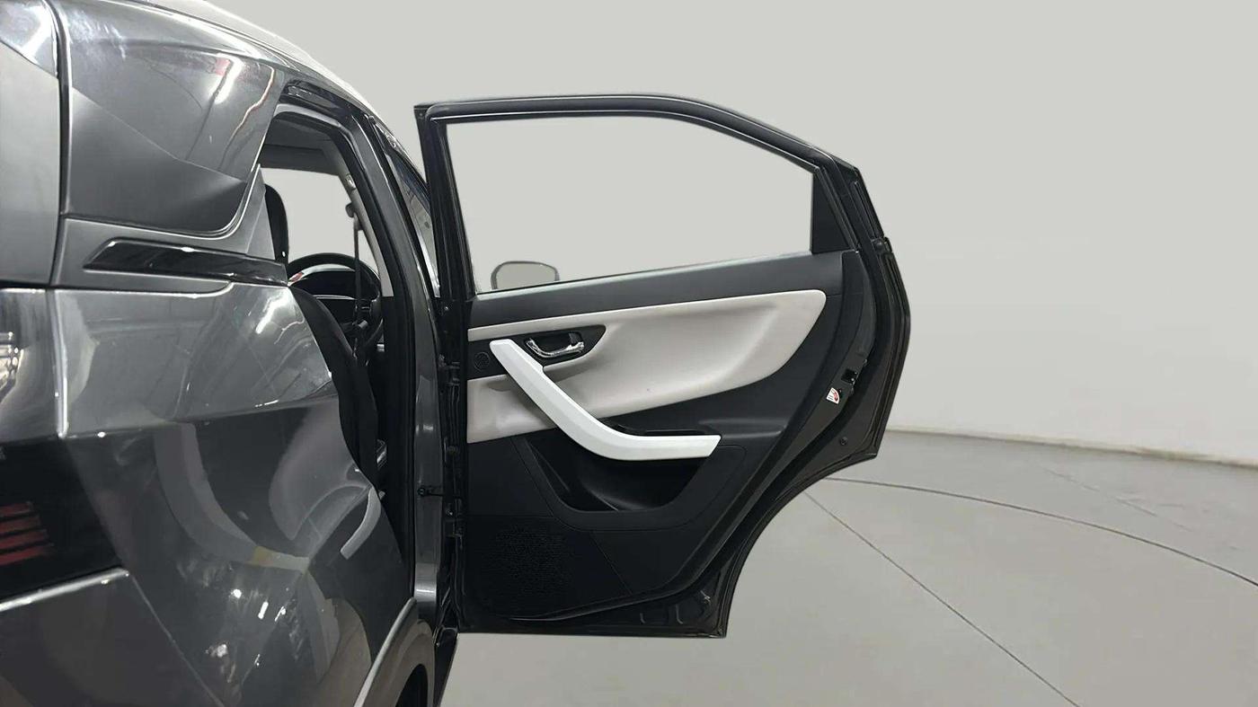 2024 Tata NEXON CREATIVE + AMT 1.5 DIESEL, Diesel, Automatic, 7,641 km, RHS Rear Door