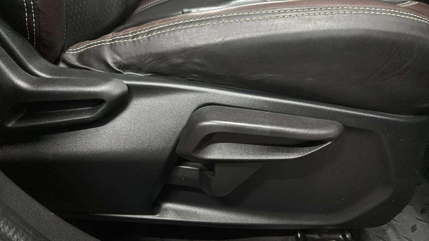 2024 Tata NEXON CREATIVE + AMT 1.5 DIESEL, Diesel, Automatic, 7,641 km, Driver Side Adjustment Panel