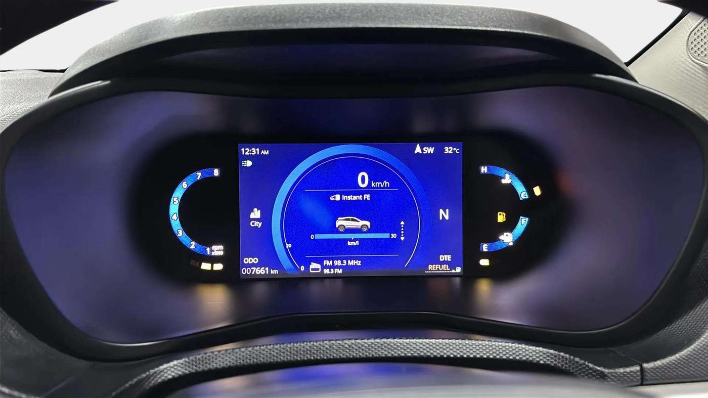2024 Tata NEXON CREATIVE + AMT 1.5 DIESEL, Diesel, Automatic, 7,641 km, Odometer Image