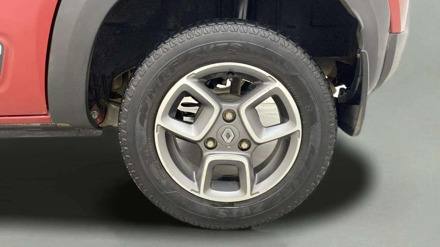 2016 Renault Kwid RXT 1.0, Petrol, Manual, 56,908 km, Left Rear Wheel