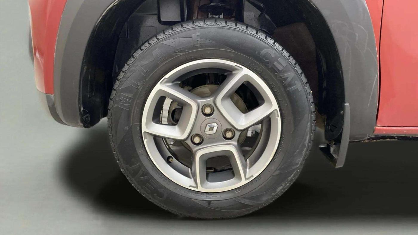 2016 Renault Kwid RXT 1.0, Petrol, Manual, 56,908 km, Left Front Wheel