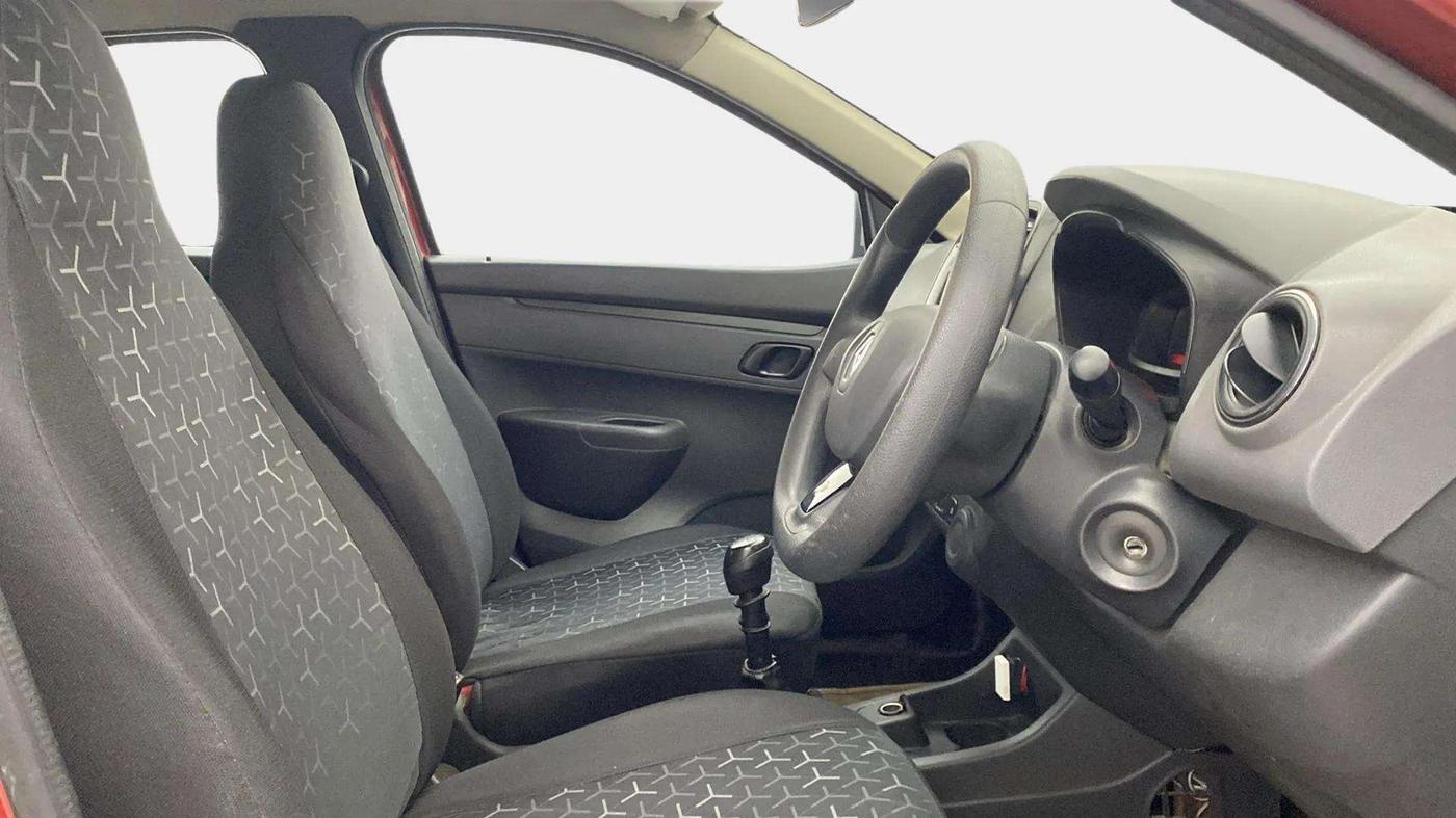 2016 Renault Kwid RXT 1.0, Petrol, Manual, 56,908 km, Right Side Front Door Cabin