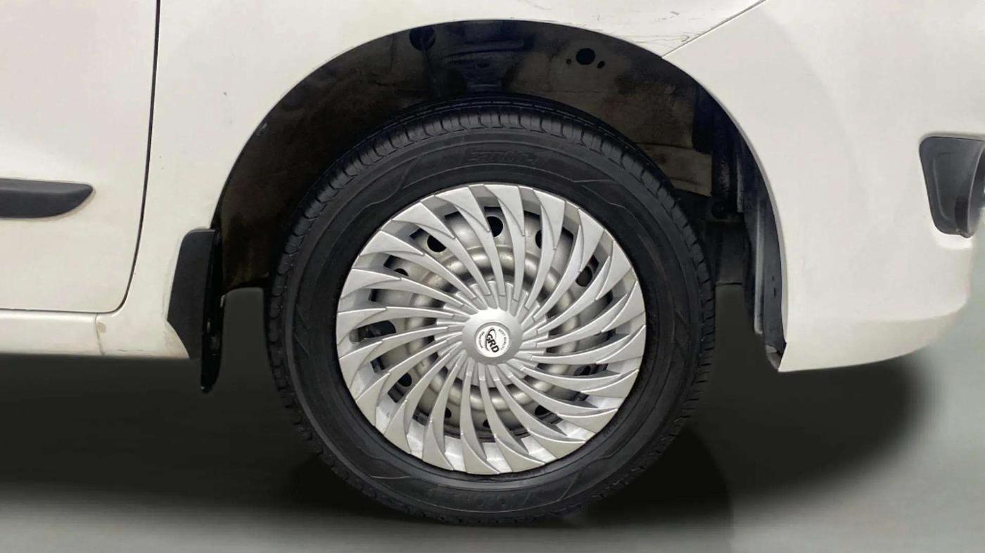 2014 Maruti Wagon R 1.0 LXI, Petrol, Manual, 51,441 km, Right Front Wheel