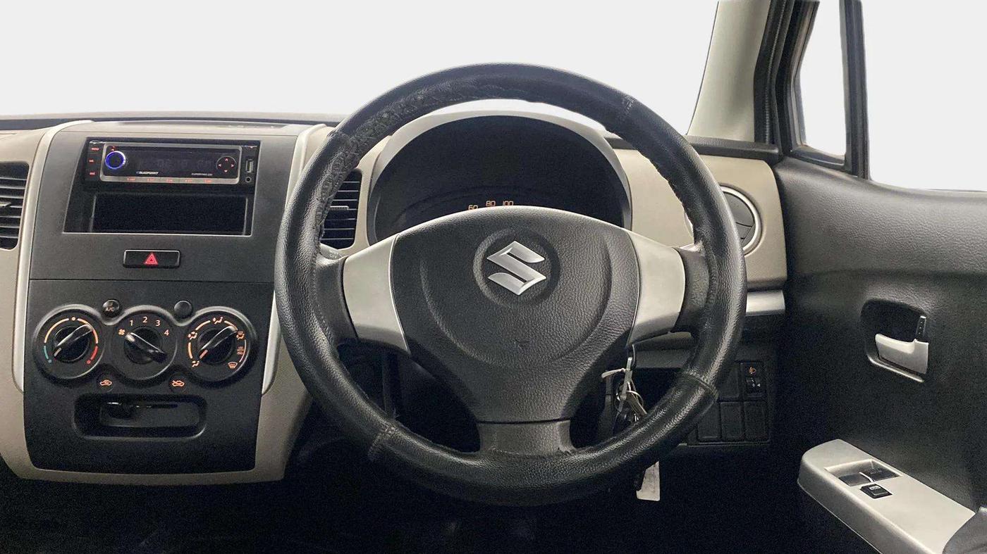 2014 Maruti Wagon R 1.0 LXI, Petrol, Manual, 51,441 km, Steering Wheel Close Up