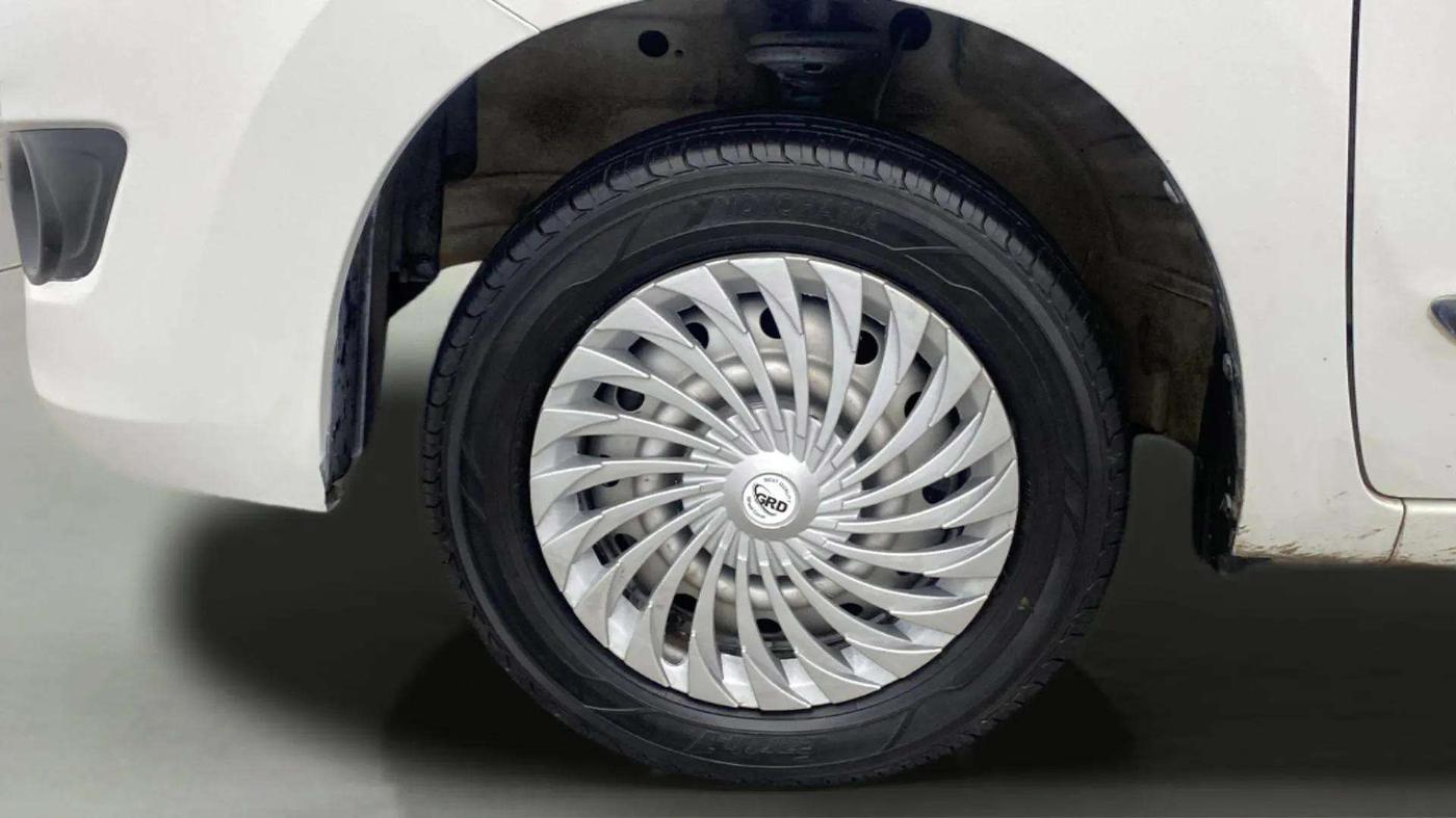 2014 Maruti Wagon R 1.0 LXI, Petrol, Manual, 51,441 km, Left Front Wheel