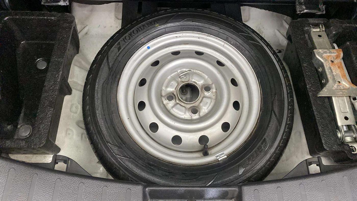 2014 Maruti Wagon R 1.0 LXI, Petrol, Manual, 51,441 km, Spare Tyre