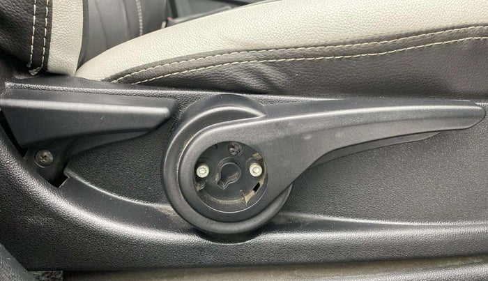 2017 Tata TIGOR XZ PETROL, Petrol, Manual, 77,072 km, Driver seat - Folding lever cover has minor damage