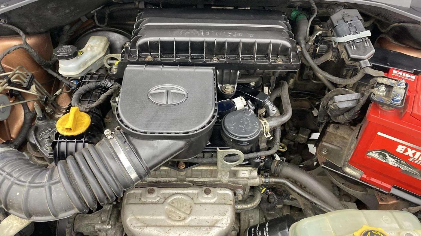 2017 Tata TIGOR XZ PETROL, Petrol, Manual, 77,079 km, Engine View