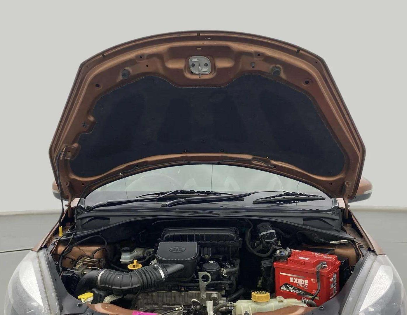 2017 Tata TIGOR XZ PETROL, Petrol, Manual, 77,079 km, Open Bonet