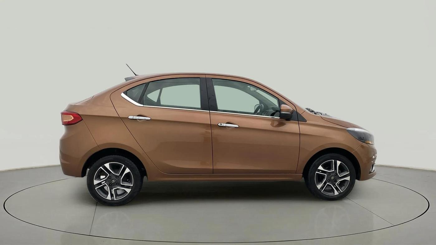 2017 Tata TIGOR XZ PETROL, Petrol, Manual, 77,079 km, Right Side View