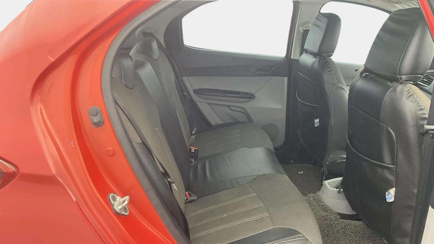 2020 Tata Tiago XT PETROL, Petrol, Manual, 30,112 km, Right Side Rear Door Cabin