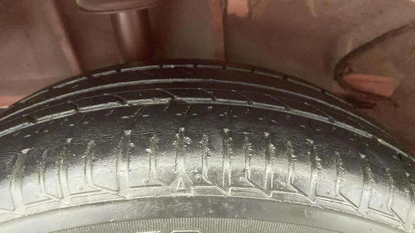 2020 Tata Tiago XT PETROL, Petrol, Manual, 30,112 km, Right Rear Tyre Tread