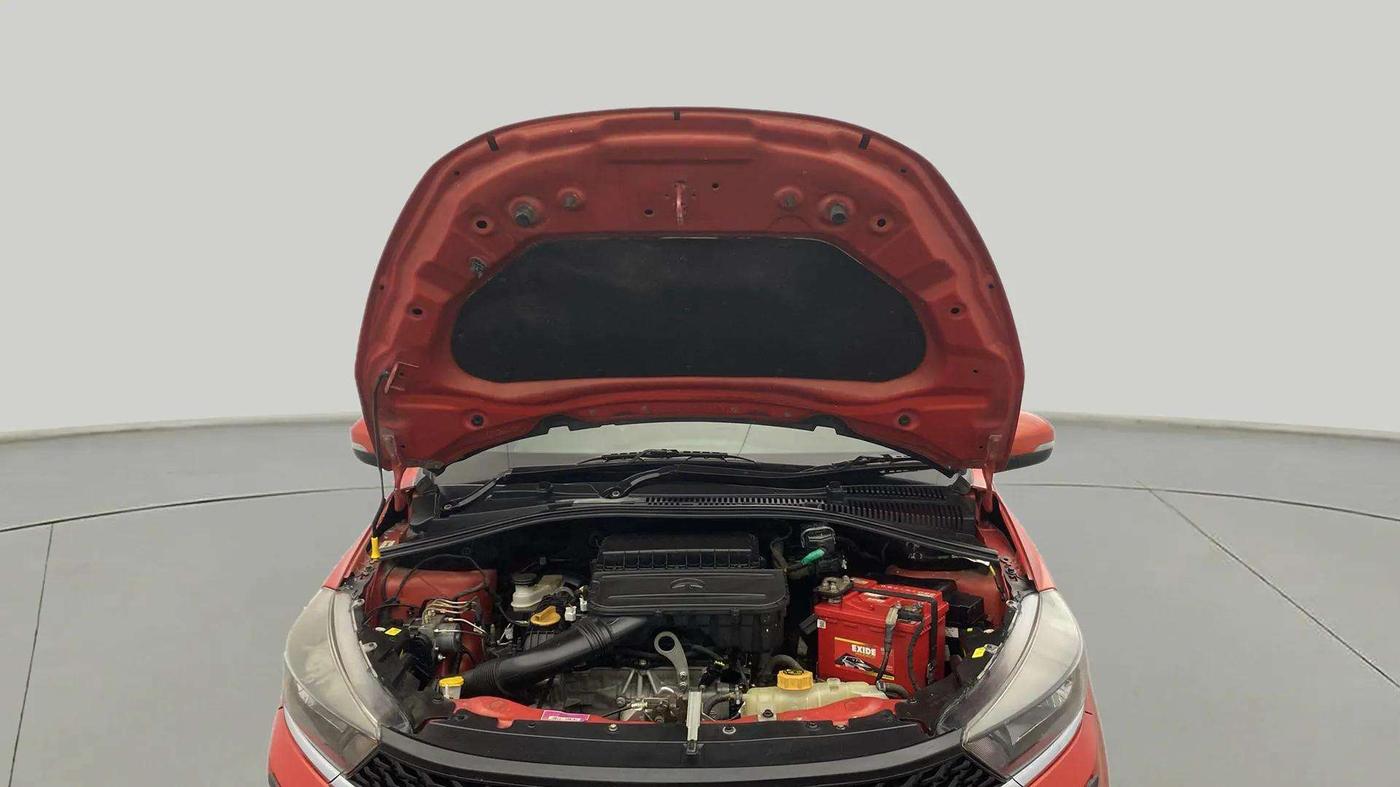 2020 Tata Tiago XT PETROL, Petrol, Manual, 30,112 km, Open Bonet