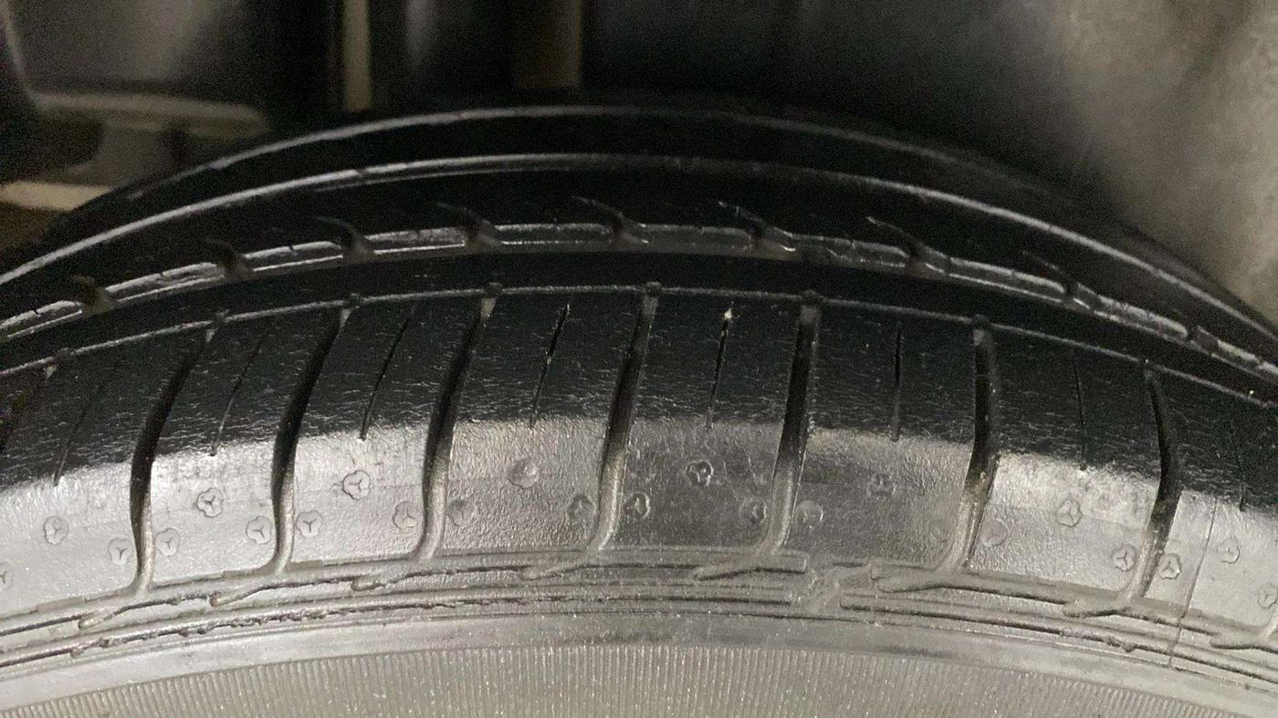 2020 Maruti Ciaz DELTA 1.5 SHVS MT PETROL, Petrol, Manual, 36,859 km, Right Rear Tyre Tread