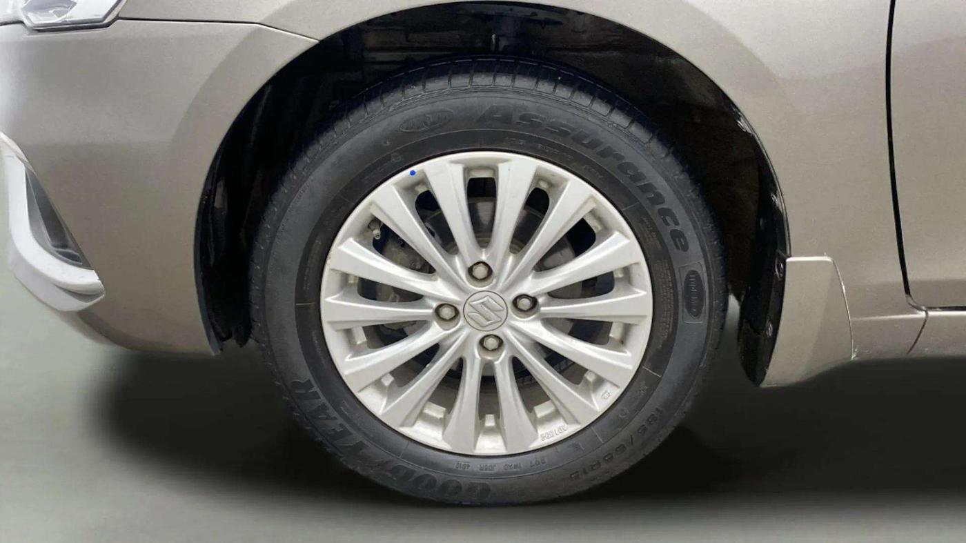 2020 Maruti Ciaz DELTA 1.5 SHVS MT PETROL, Petrol, Manual, 36,859 km, Left Front Wheel