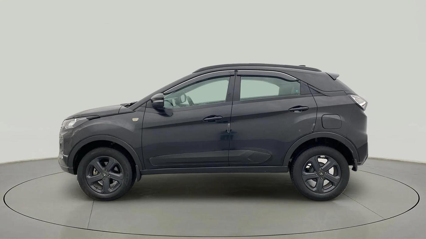 2022 Tata NEXON XZA PLUS PETROL DARK EDITION, Petrol, Automatic, 26,356 km, Left Side