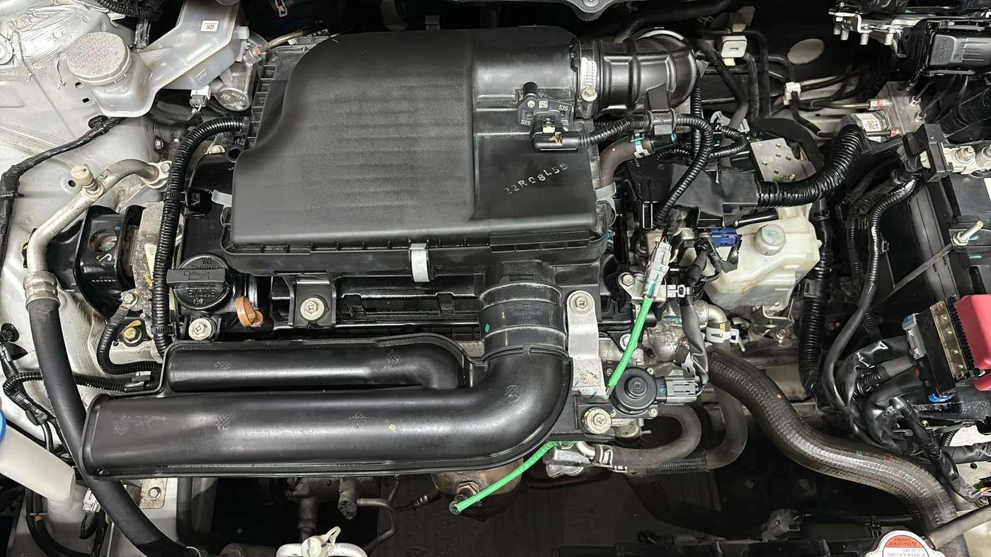 2022 Toyota Glanza V AMT, Petrol, Automatic, 27,087 km, Engine View
