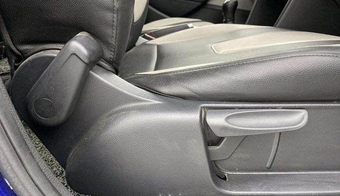 2021 Skoda Rapid 1.0 AMBITION TSI MT, Petrol, Manual, 54,039 km, Driver Side Adjustment Panel