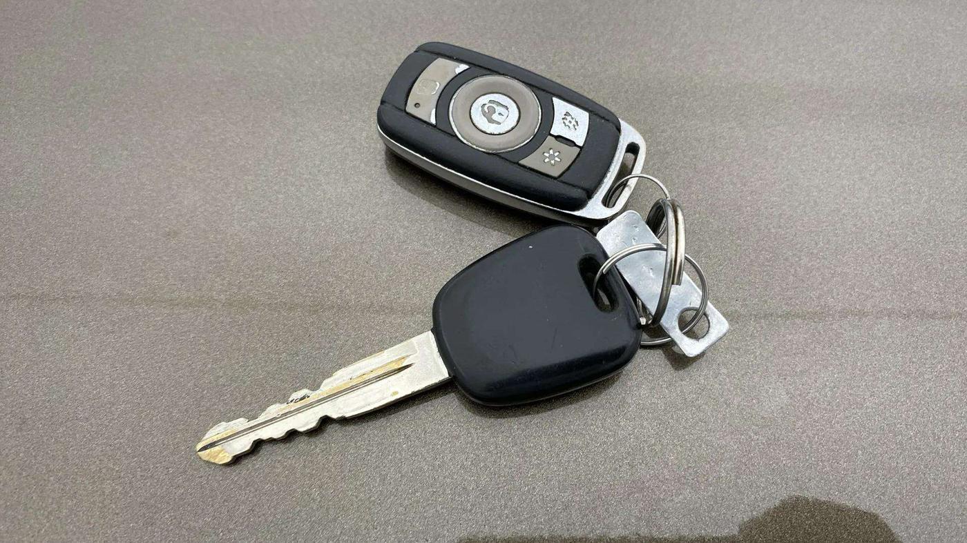 2014 Maruti Wagon R 1.0 LXI CNG, CNG, Manual, 72,605 km, Key Close Up