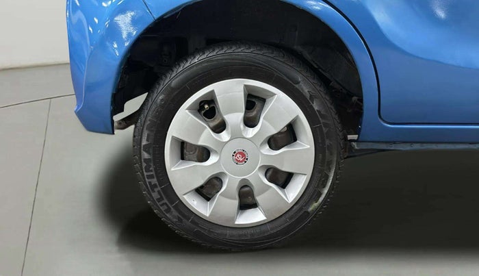 2016 Maruti Alto K10 VXI, Petrol, Manual, 39,737 km, Right Rear Wheel