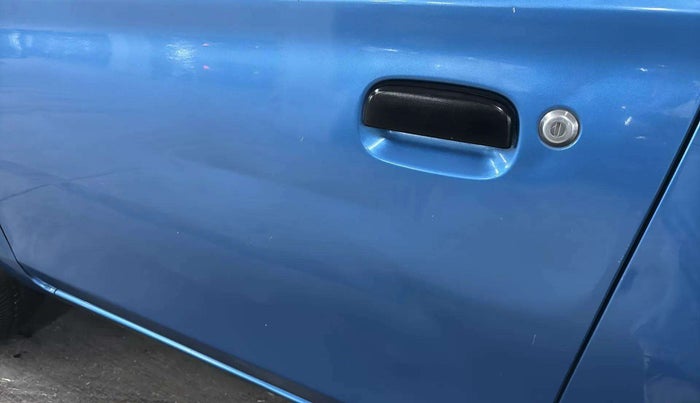 2016 Maruti Alto K10 VXI, Petrol, Manual, 39,737 km, Front passenger door - Slightly dented