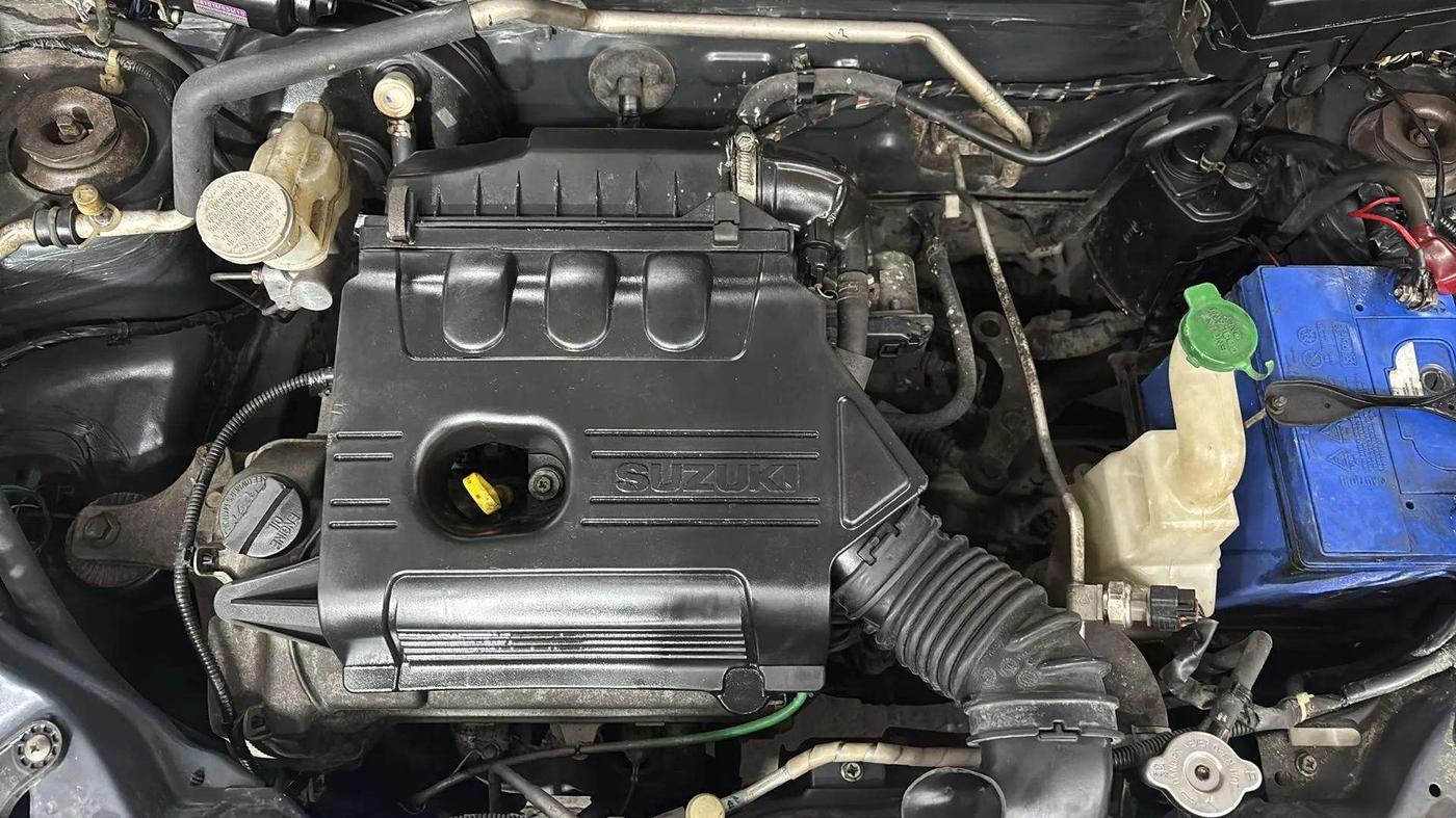 2016 Maruti Alto K10 VXI, Petrol, Manual, 39,909 km, Engine View