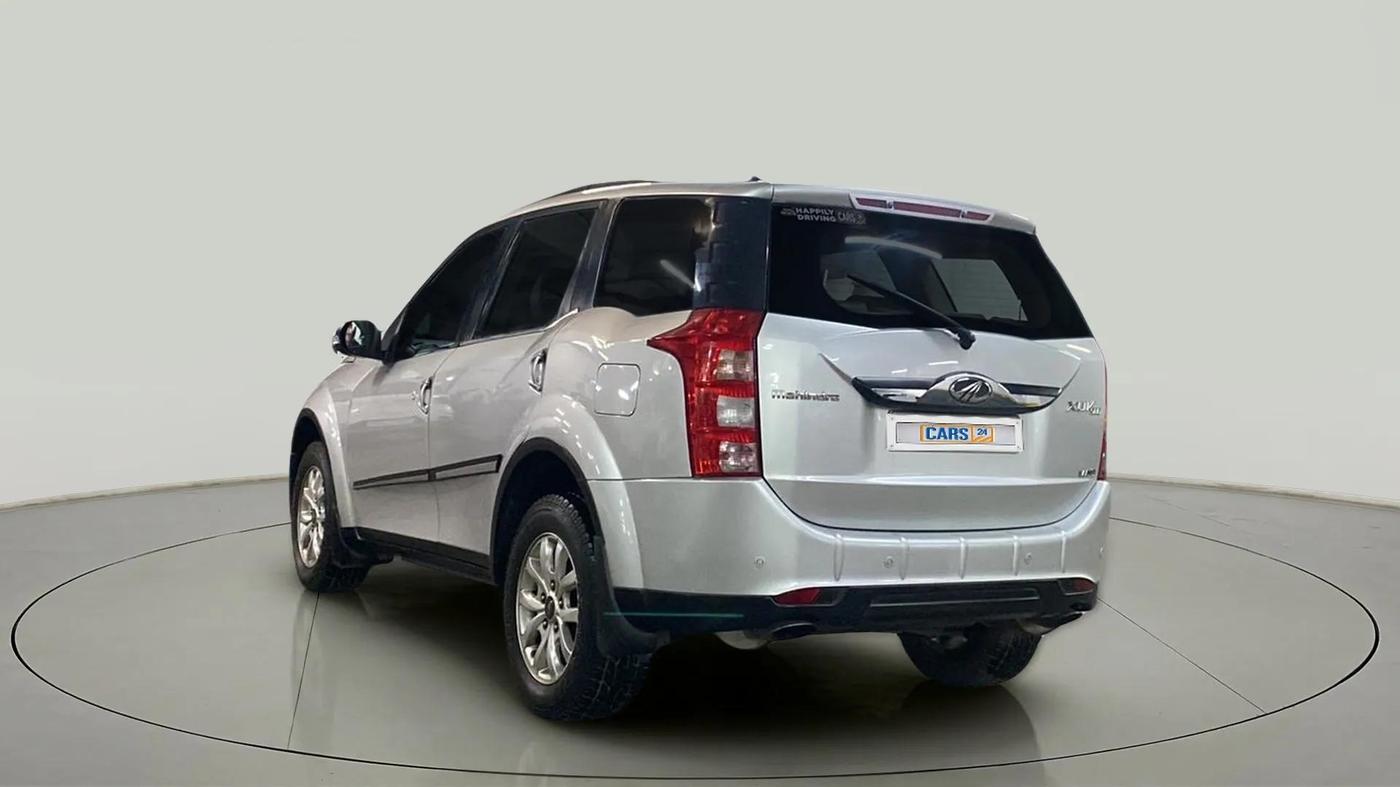 2015 Mahindra XUV500 W10 1.99, Diesel, Manual, 71,141 km, Left Back Diagonal