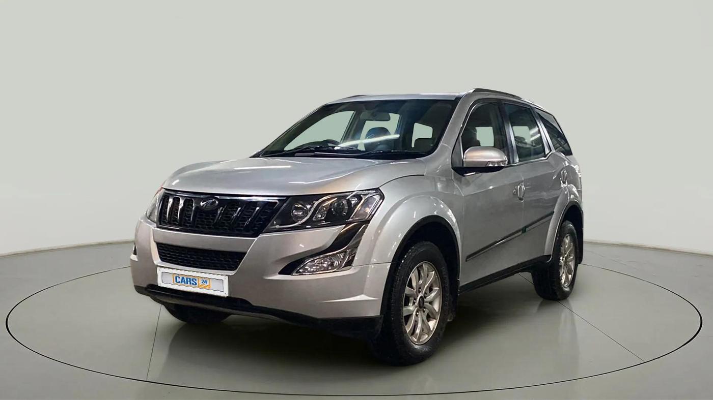 2015 Mahindra XUV500 W10 1.99, Diesel, Manual, 71,141 km, Left Front Diagonal