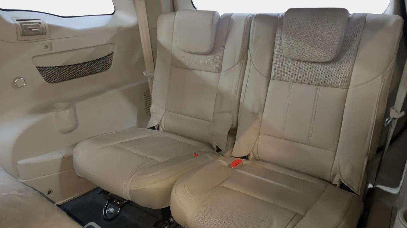 2015 Mahindra XUV500 W10 1.99, Diesel, Manual, 71,141 km, Third Seat Row ( optional )