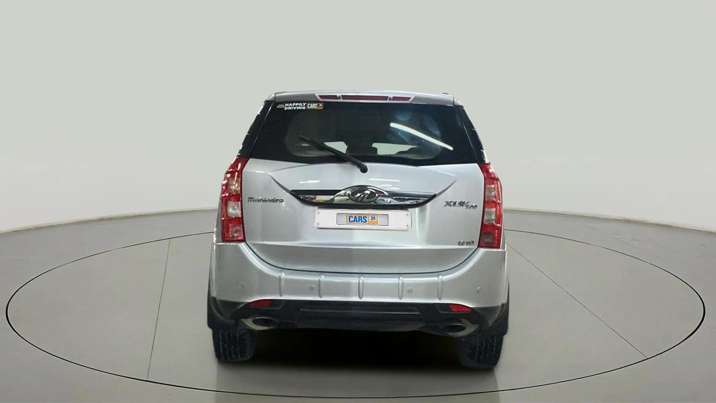 2015 Mahindra XUV500 W10 1.99, Diesel, Manual, 71,141 km, Back/Rear