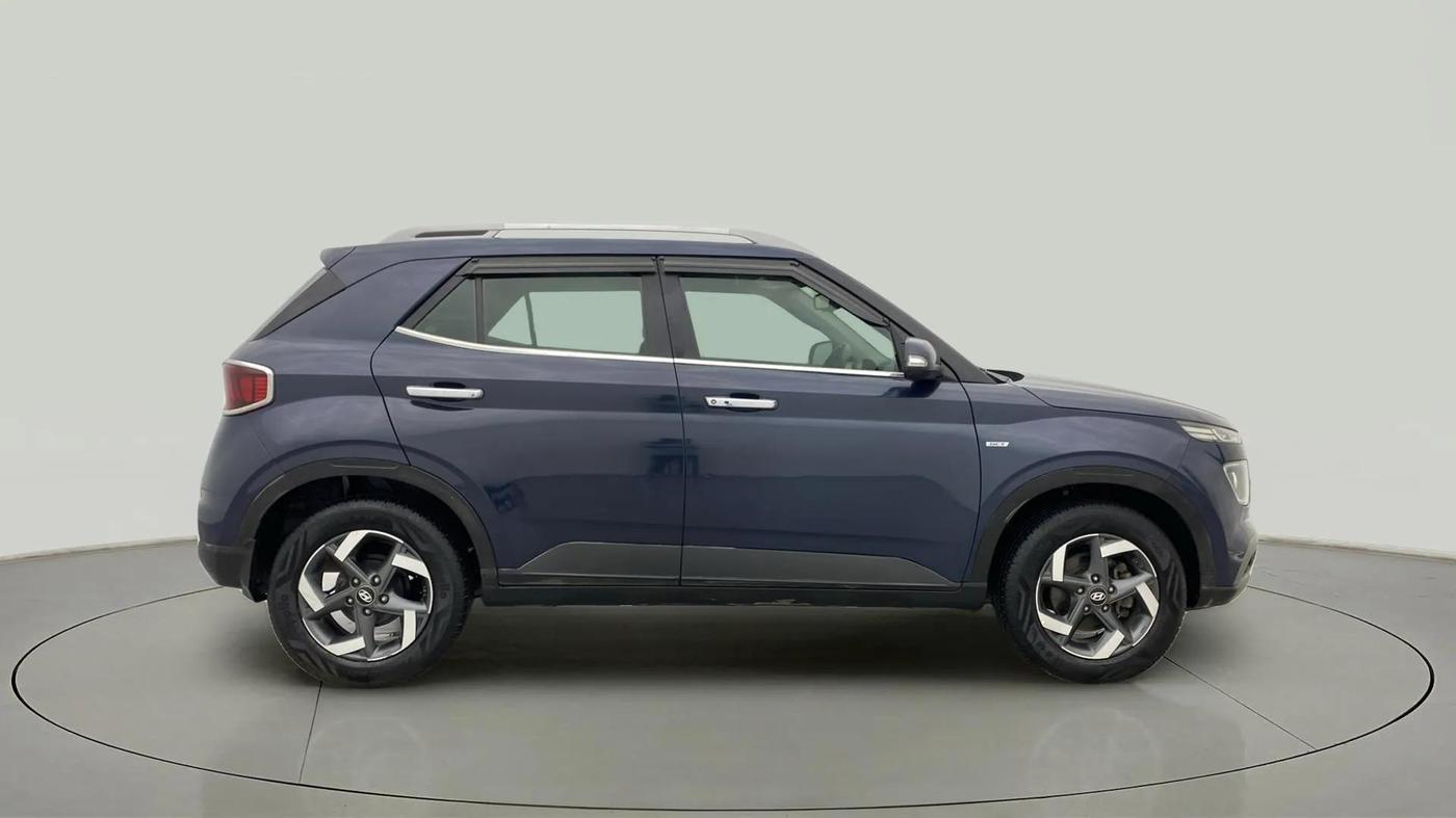 2020 Hyundai VENUE SX PLUS 1.0 TURBO DCT, Petrol, Automatic, 61,100 km, Right Side View