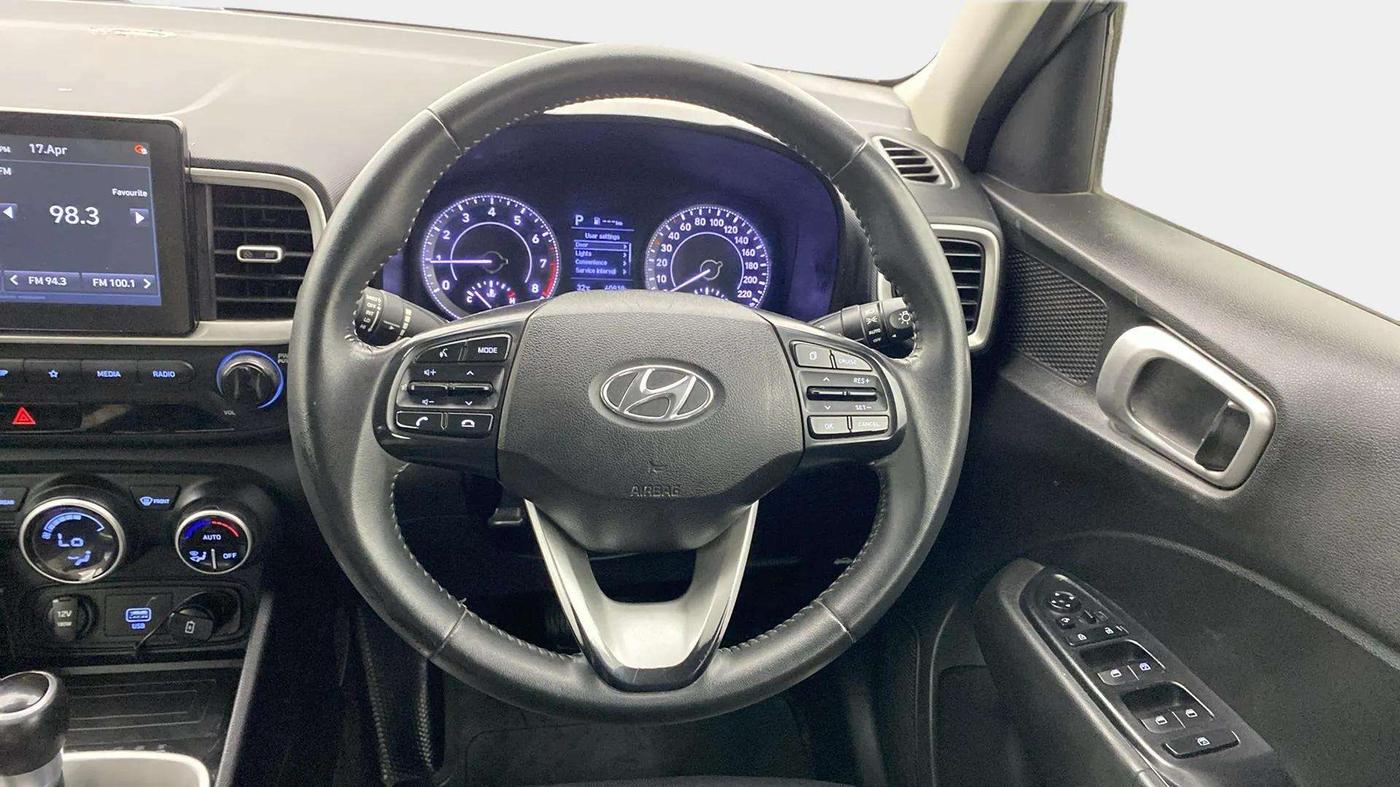 2020 Hyundai VENUE SX PLUS 1.0 TURBO DCT, Petrol, Automatic, 61,100 km, Steering Wheel Close Up