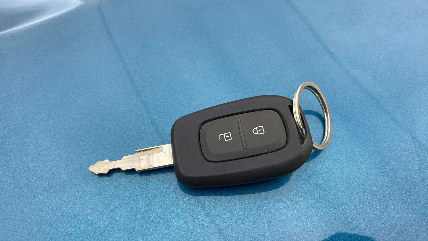 2022 Renault Kwid RXL 1.0 (O), Petrol, Manual, 4,863 km, Key Close Up