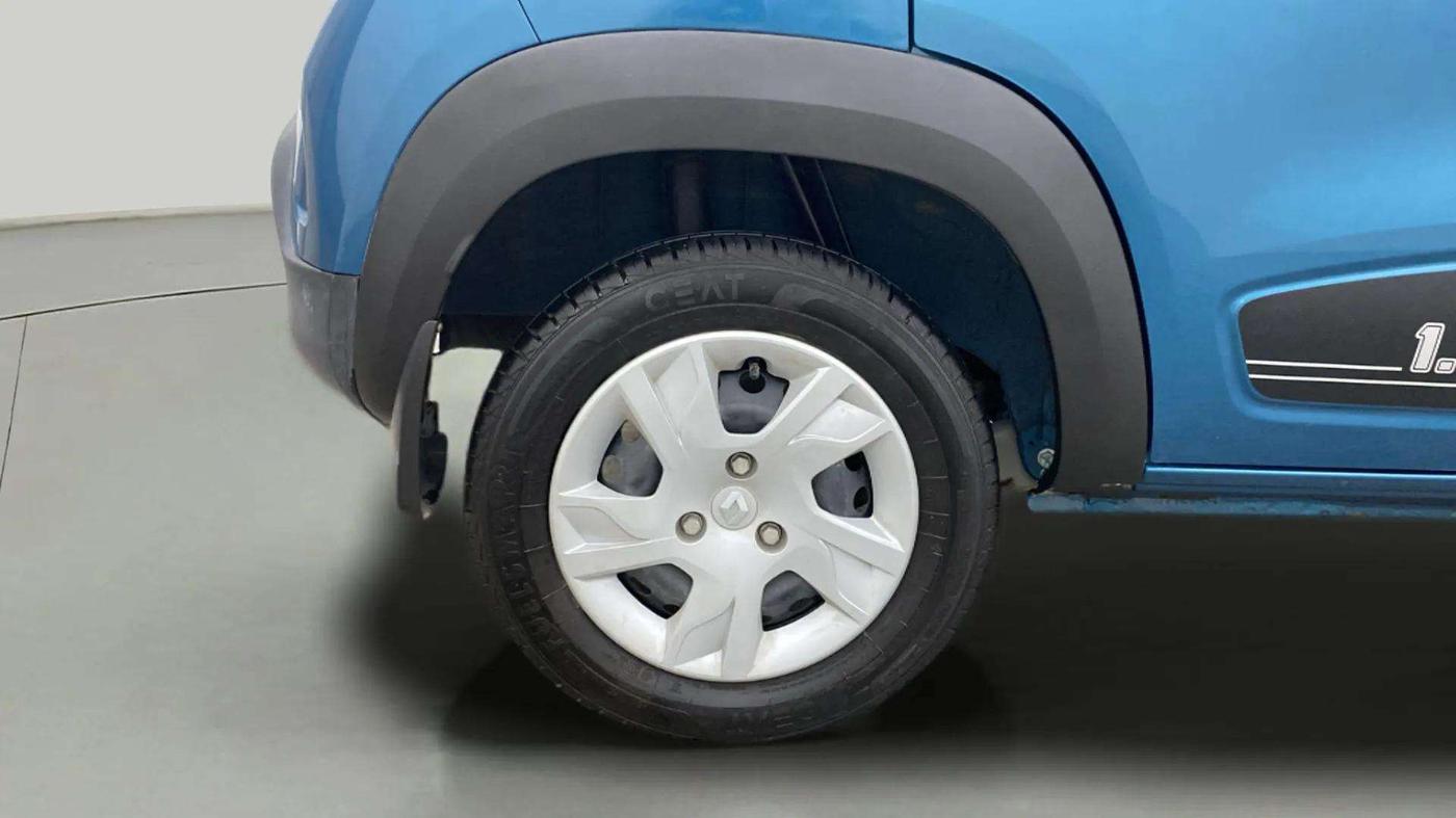 2022 Renault Kwid RXL 1.0 (O), Petrol, Manual, 4,863 km, Right Rear Wheel