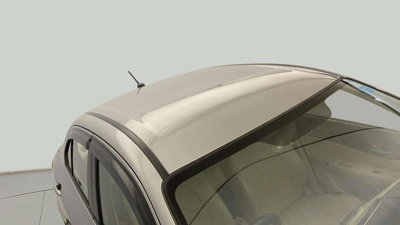 2020 Maruti Dzire VXI, Petrol, Manual, 82,557 km, Roof