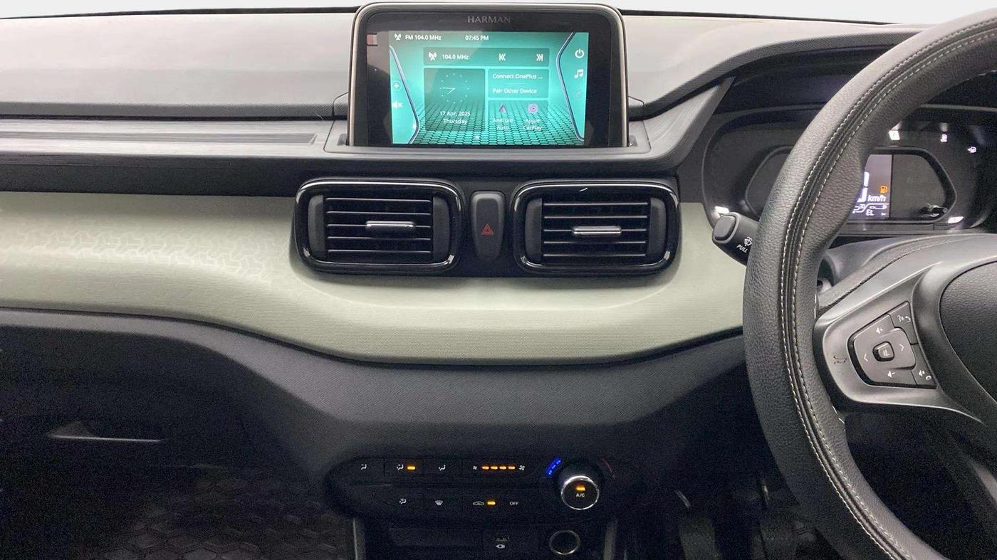 2023 Tata PUNCH ADVENTURE RHYTHM CNG MT, CNG, Manual, 8,932 km, Air Conditioner