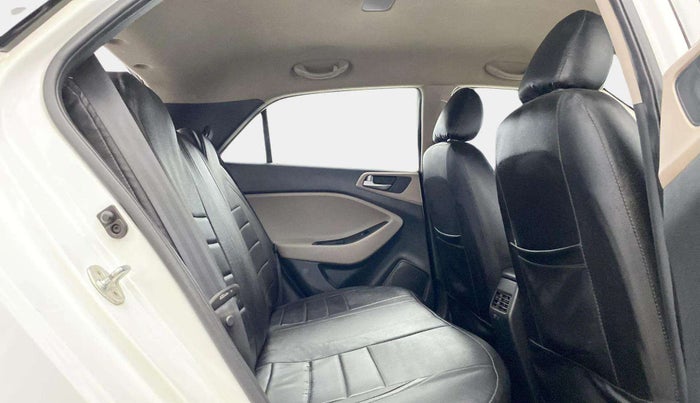 2019 Hyundai Elite i20 MAGNA PLUS 1.2, Petrol, Manual, 30,068 km, Right Side Rear Door Cabin