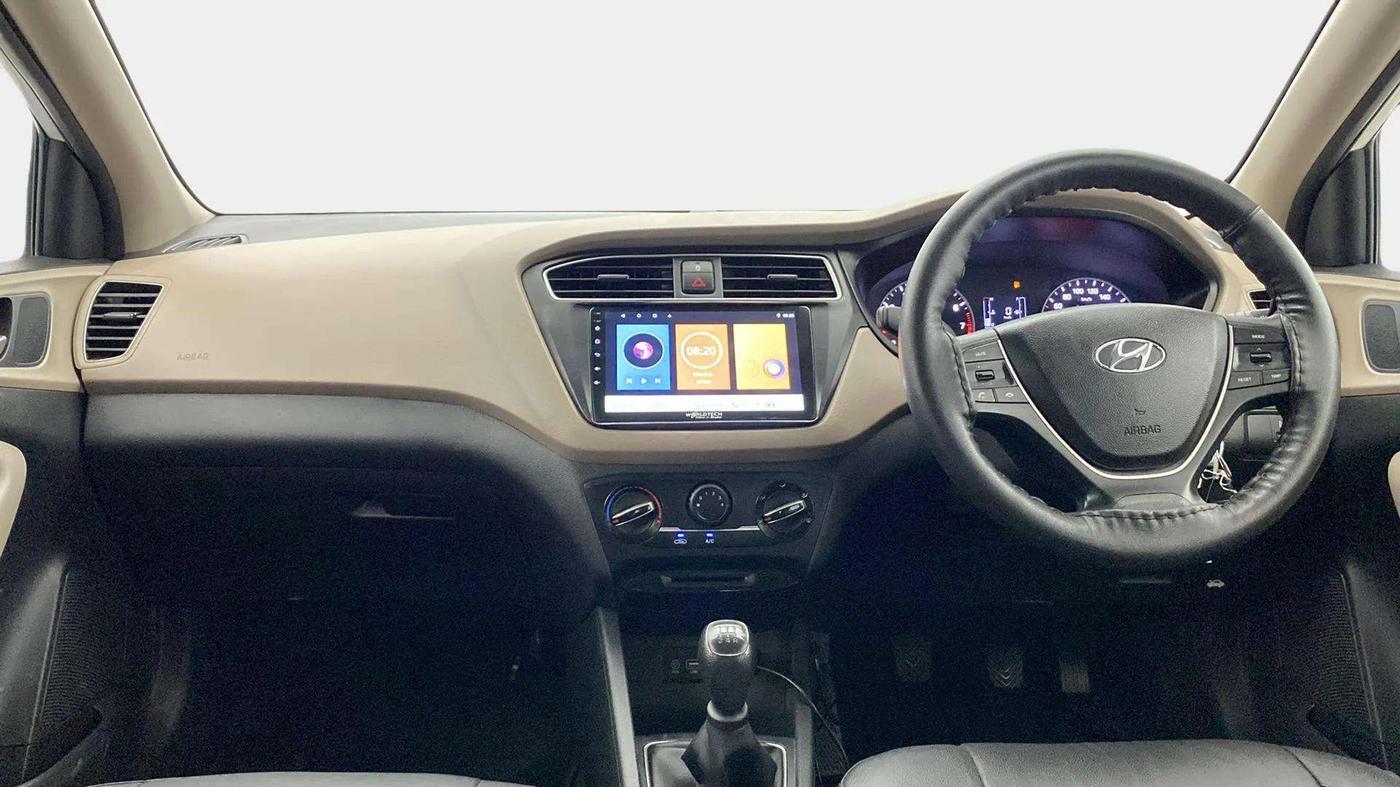 2019 Hyundai Elite i20 MAGNA PLUS 1.2, Petrol, Manual, 30,068 km, Dashboard