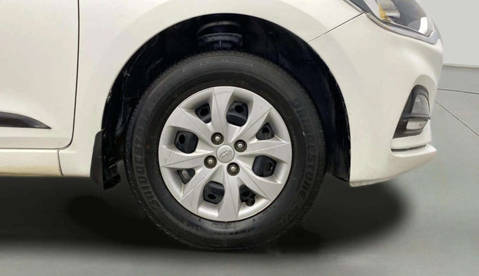 2019 Hyundai Elite i20 MAGNA PLUS 1.2, Petrol, Manual, 30,068 km, Right Front Wheel