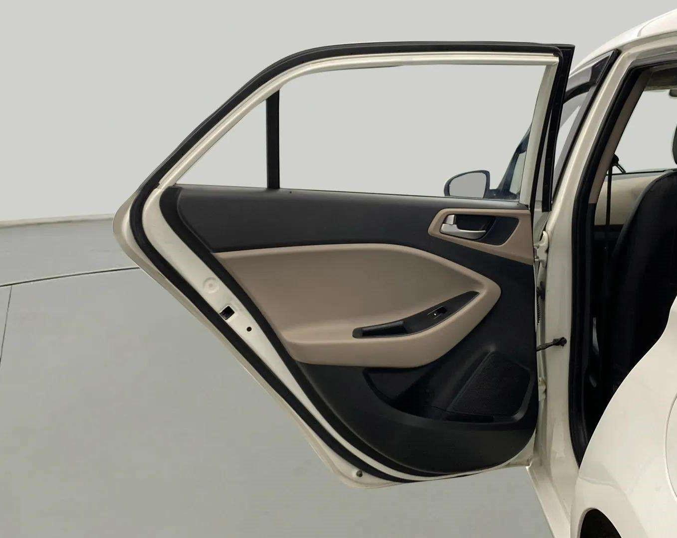 2019 Hyundai Elite i20 MAGNA PLUS 1.2, Petrol, Manual, 30,068 km, LHS Rear Door