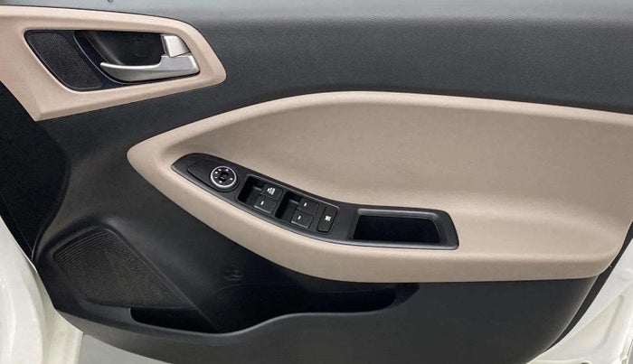 2019 Hyundai Elite i20 MAGNA PLUS 1.2, Petrol, Manual, 30,068 km, Driver Side Door Panels Control