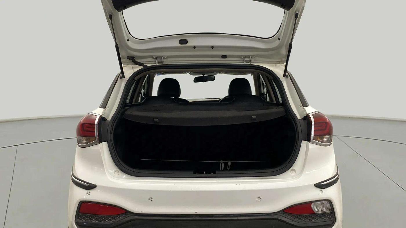 2019 Hyundai Elite i20 MAGNA PLUS 1.2, Petrol, Manual, 30,068 km, Boot Open Zoomed View