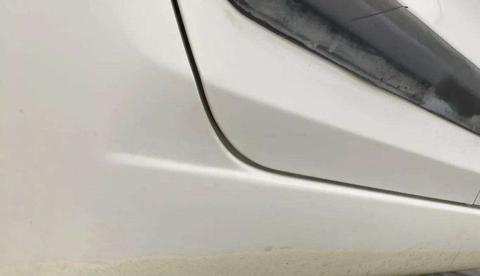 2019 Hyundai Elite i20 MAGNA PLUS 1.2, Petrol, Manual, 30,068 km, Right running board - Minor scratches